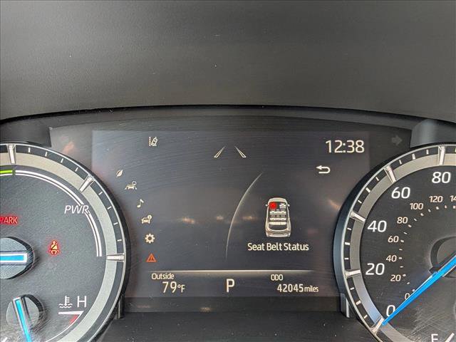 Used 2020 Toyota Highlander XLE AWD/4WD image 11