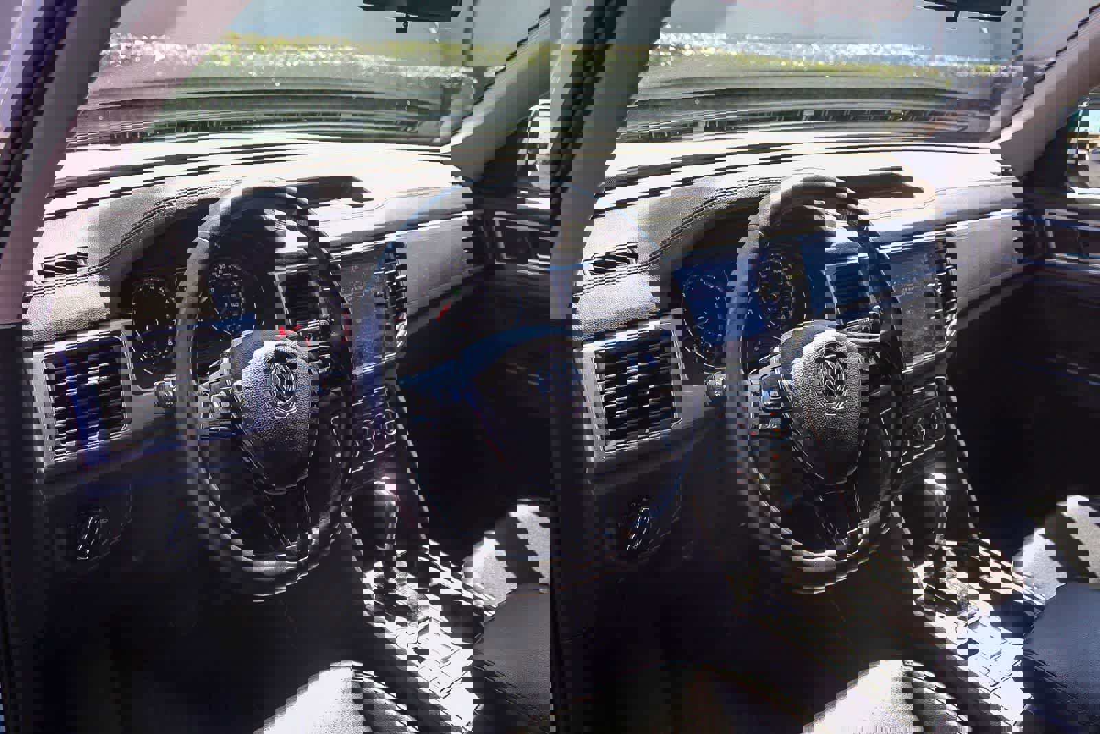 Used 2019 Volkswagen Atlas SE w/ Towing Package image 23