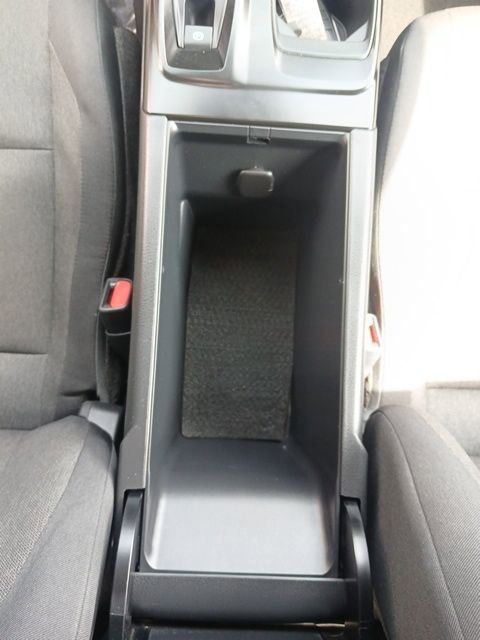 Used 2025 Toyota Camry LE image 36