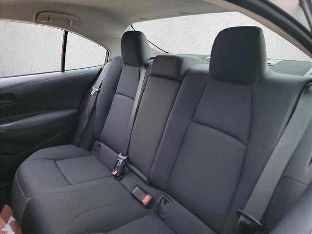 Used 2025 Toyota Corolla LE image 14