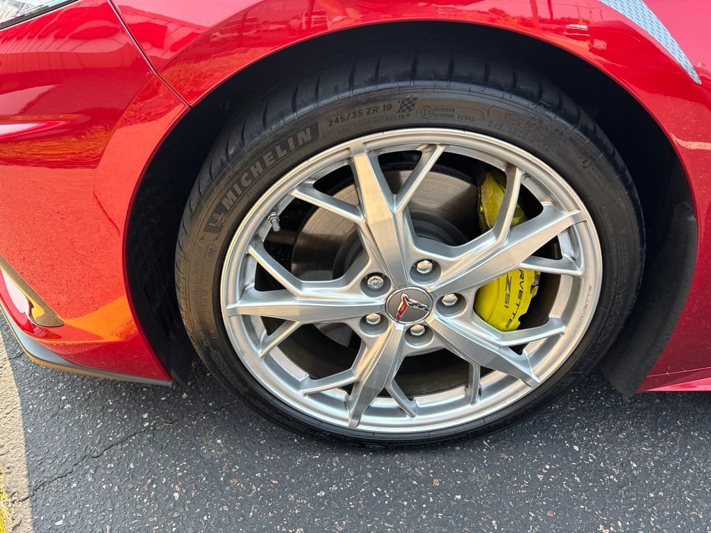 Certified 2022 Chevrolet Corvette Stingray Preferred Conv w/ Z51 Performance Package RWD image 31