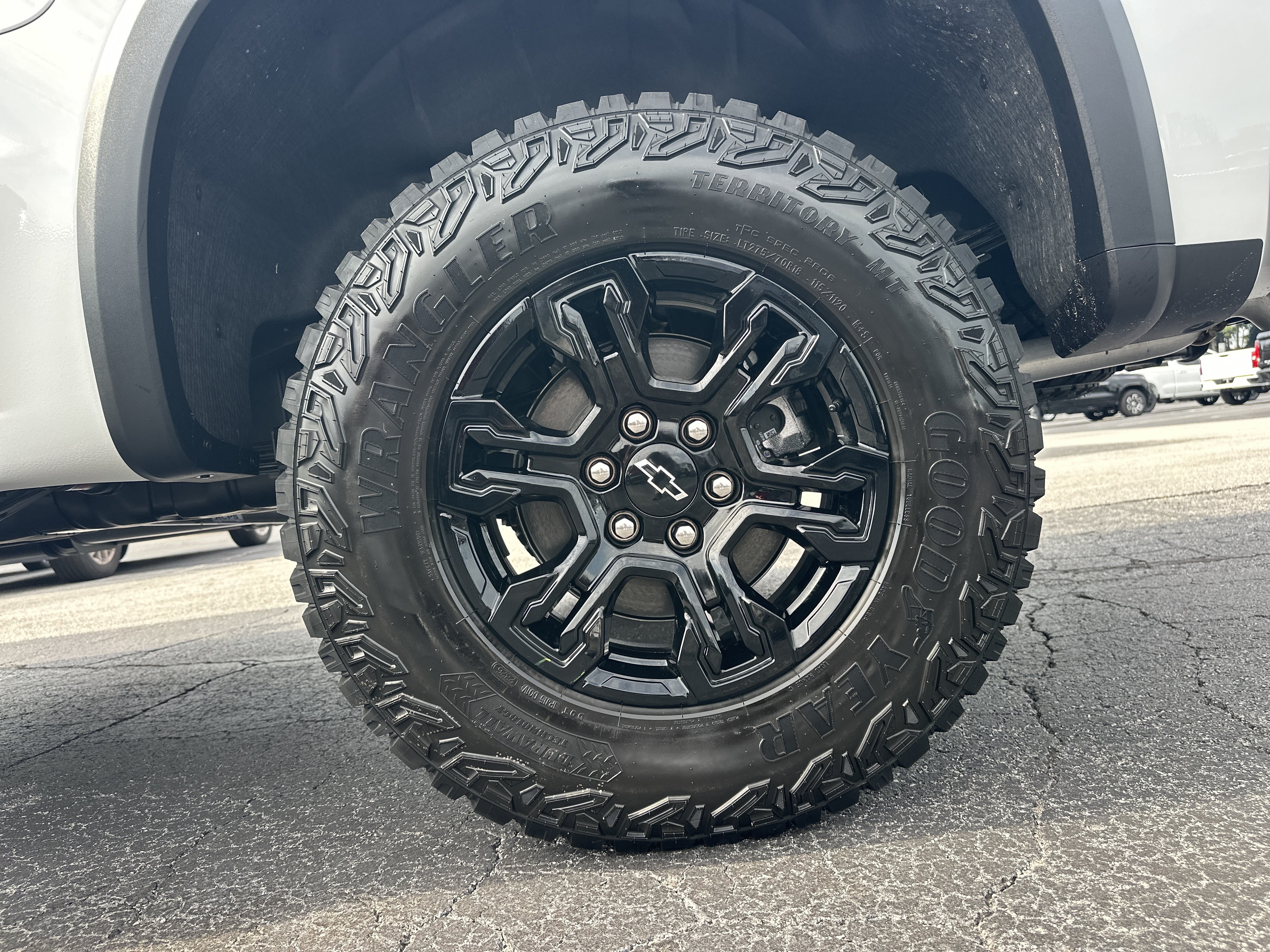 New 2026 Chevrolet Silverado 1500 ZR2 AWD/4WD image 21