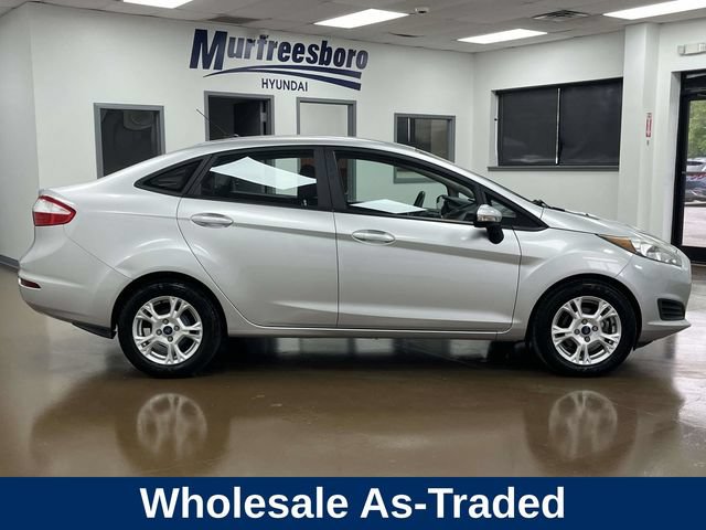 Used 2015 Ford Fiesta SE FWD image 4