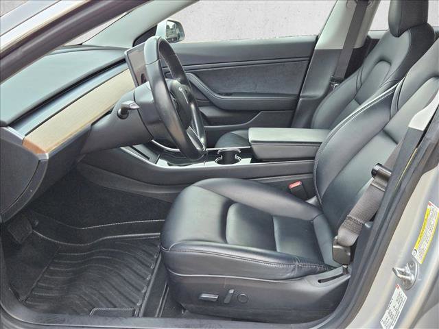 Used 2018 Tesla Model 3 Long Range image 15