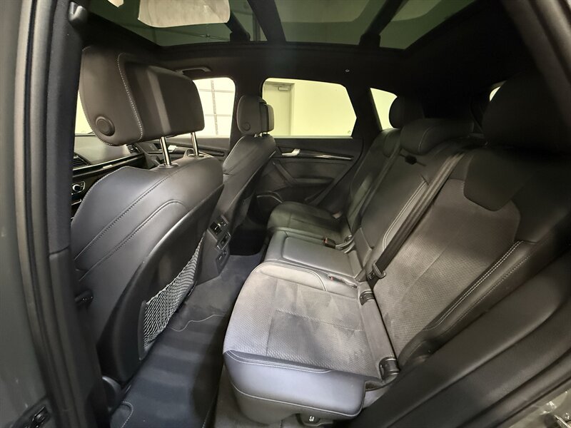 Used 2023 Audi SQ5 Premium Plus w/ Premium Plus Package AWD/4WD image 30