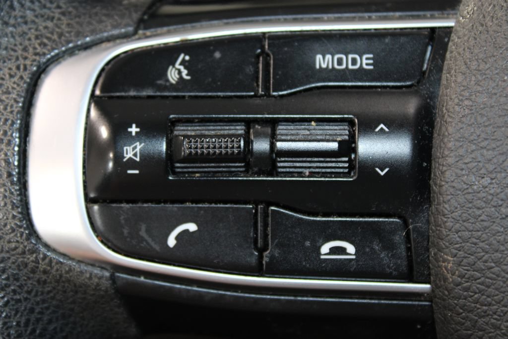 Used 2021 Kia K5 LX FWD image 22