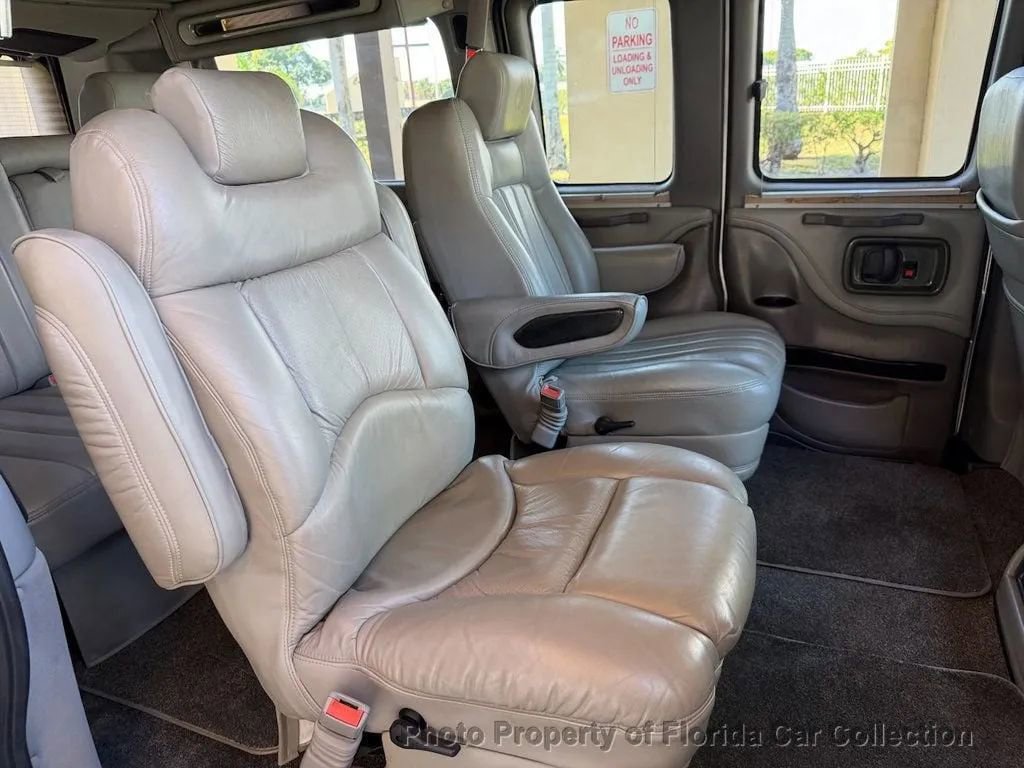 Used 2013 GMC Savana 1500 image 34