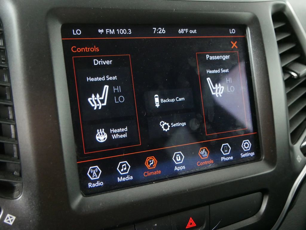 Used 2020 Jeep Cherokee Trailhawk w/ Cold Weather Group AWD/4WD image 27