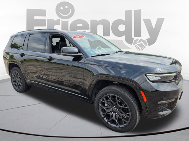 Used 2025 Jeep Grand Cherokee L Summit w/ Obsidian Package AWD/4WD image 3