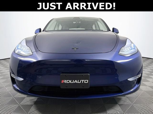Used 2023 Tesla Model Y AWD image 11