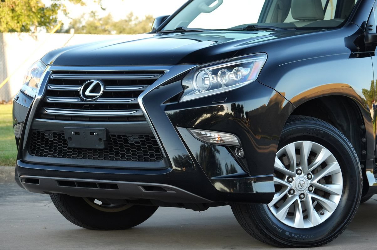 Used 2014 Lexus GX 460 w/ Premium Package AWD/4WD image 24