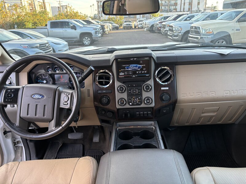 Used 2015 Ford F250 Lariat w/ Lariat Ultimate Package image 24
