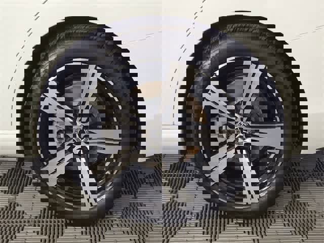 Certified 2025 Mercedes-Benz C 300 4MATIC Sedan image 23