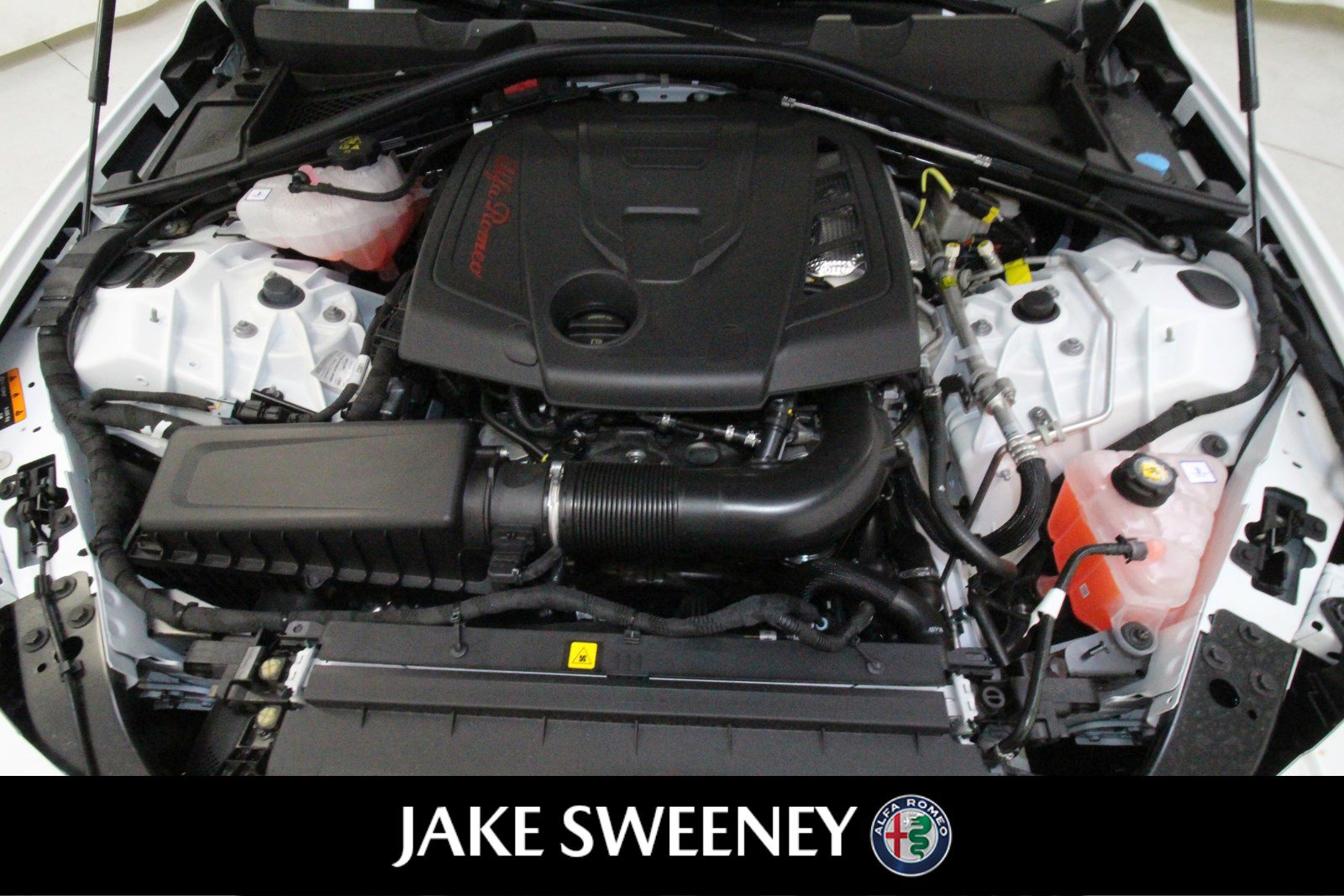 New 2022 Alfa Romeo Giulia Ti image 23