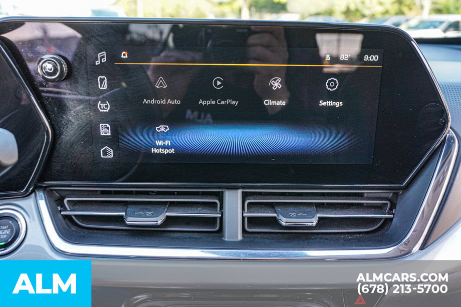 Used 2025 Chevrolet Trax LT FWD image 33