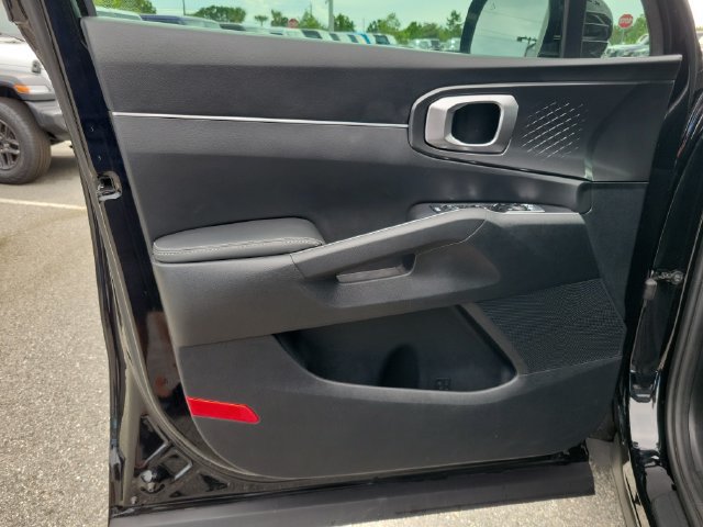 Used 2025 Kia Sorento S FWD image 18