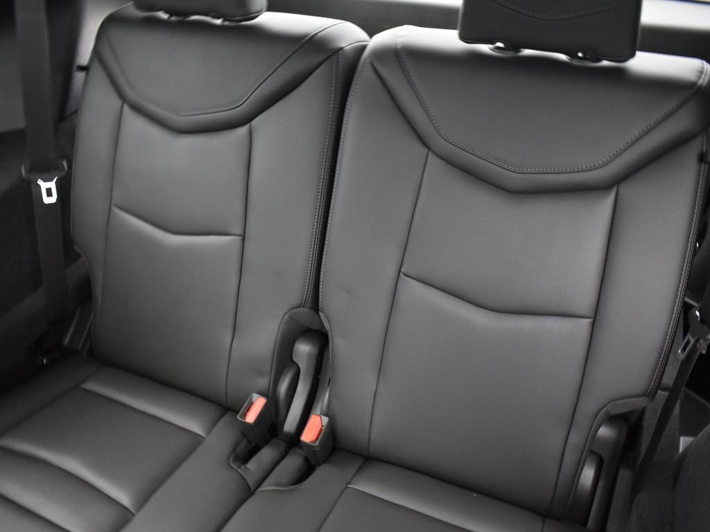 Used 2024 Cadillac XT6 Premium Luxury w/ Technology Package image 28