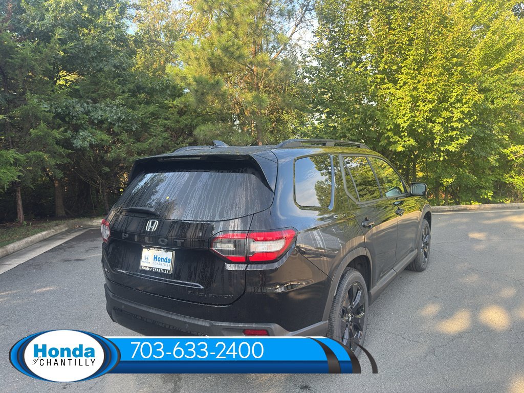 New 2026 Honda Pilot Black Edition image 7
