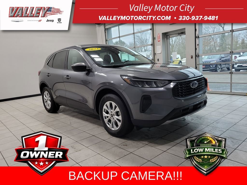 Used 2023 Ford Escape Active w/ Tech Pack #1 image 1