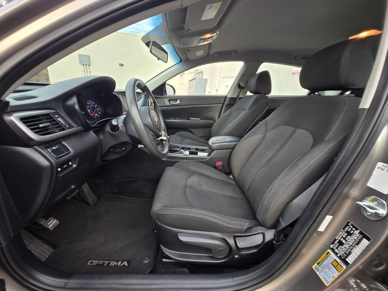 Used 2018 Kia Optima LX FWD image 22