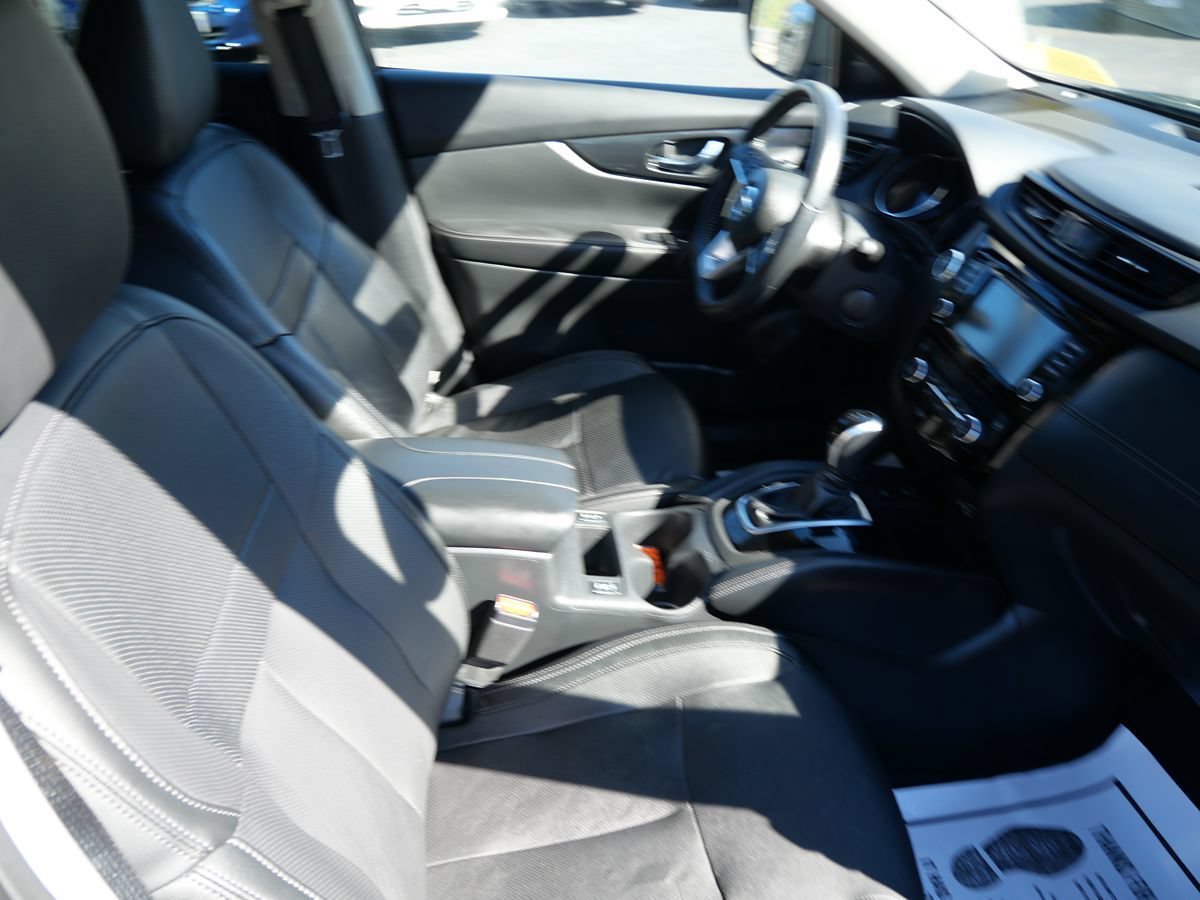 Used 2019 Nissan Rogue SL AWD/4WD image 26