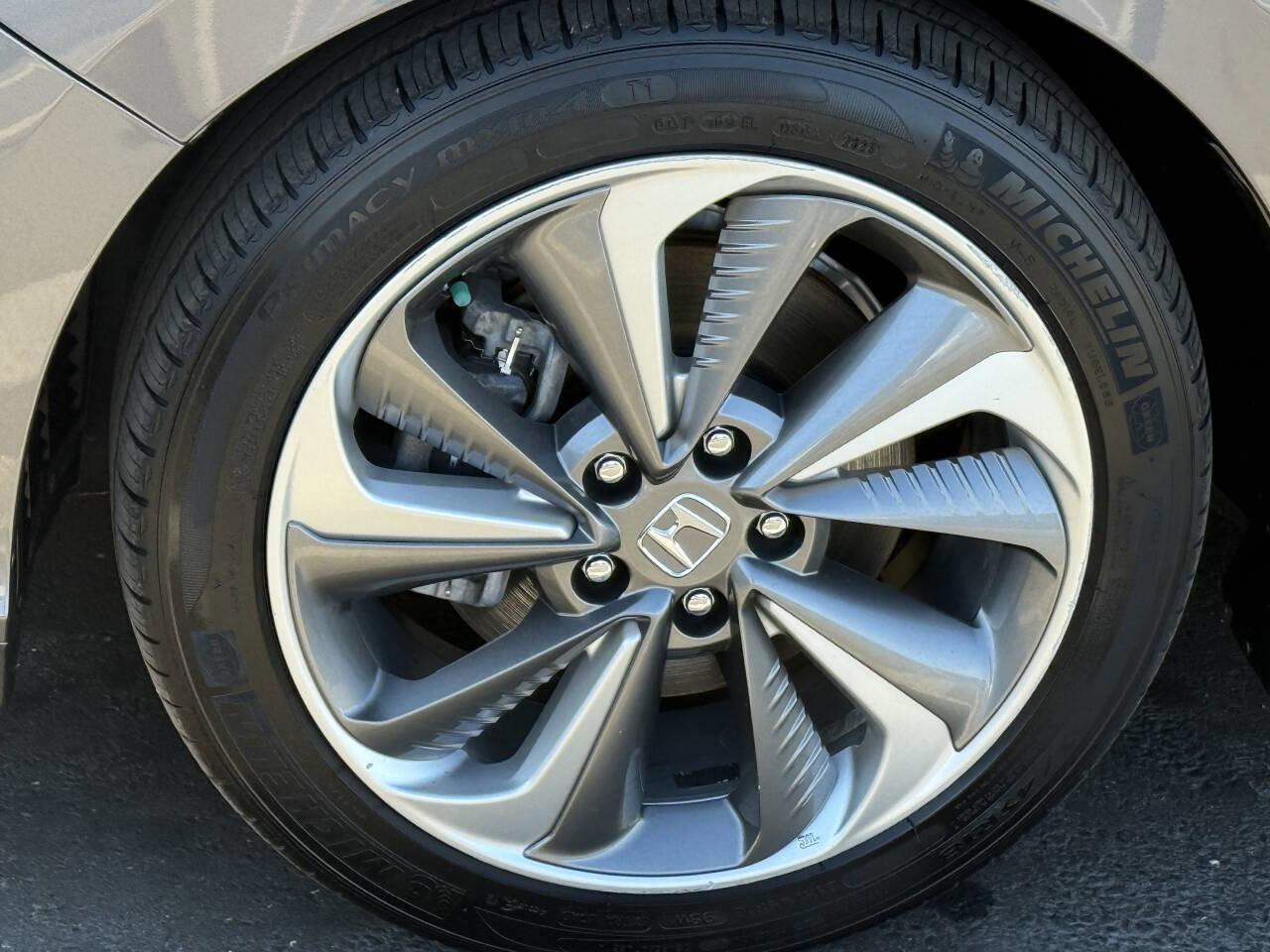 Used 2018 Honda Clarity Touring image 15