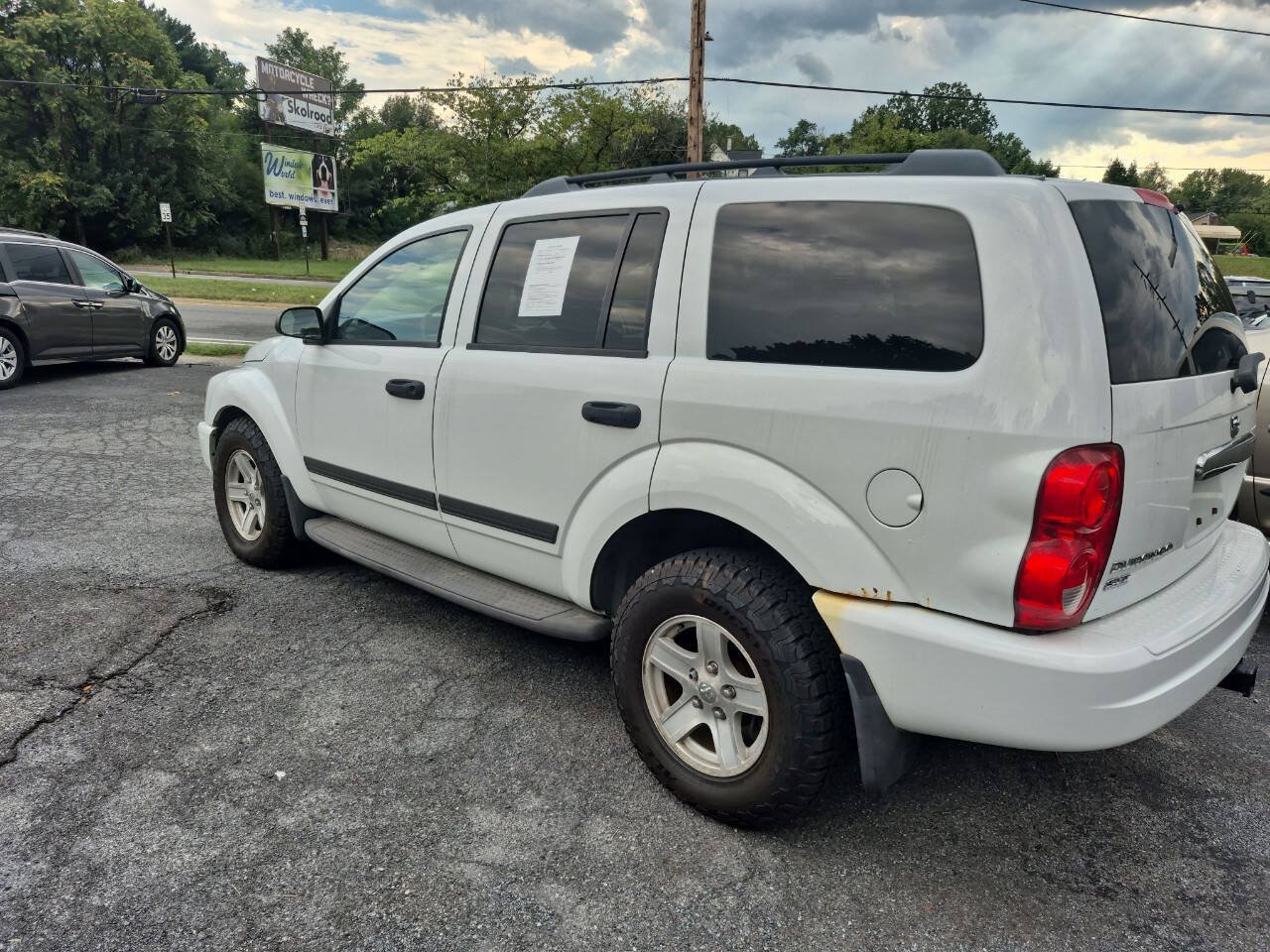 Used 2006 Dodge Durango SLT AWD/4WD image 2