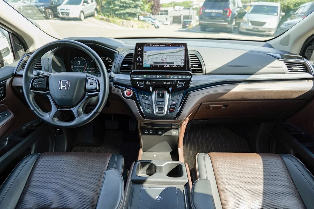Used 2025 Honda Odyssey Elite image 41