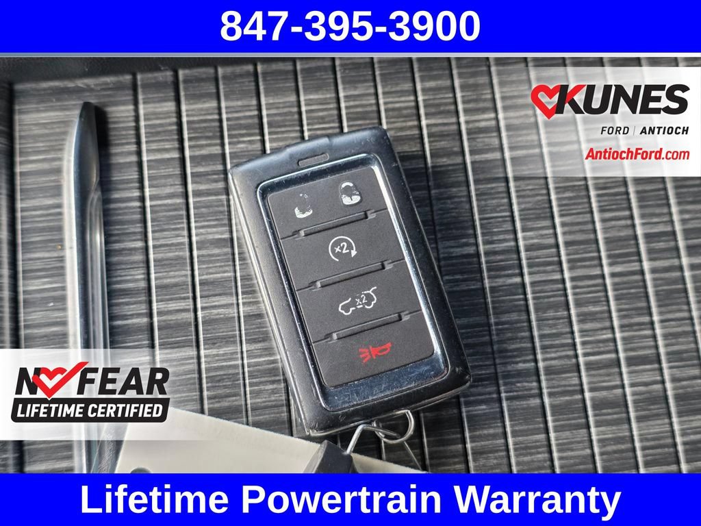 Used 2024 Jeep Wagoneer L Series II w/ Flexible Seating Group AWD/4WD image 66