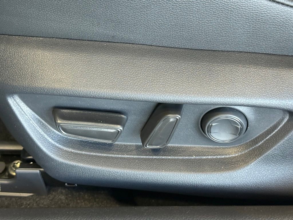 New 2026 Toyota Camry SE image 18