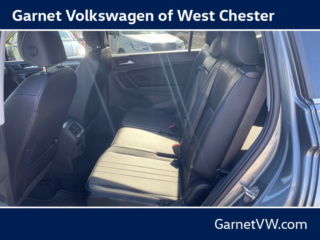 Certified 2023 Volkswagen Tiguan SE FWD image 11