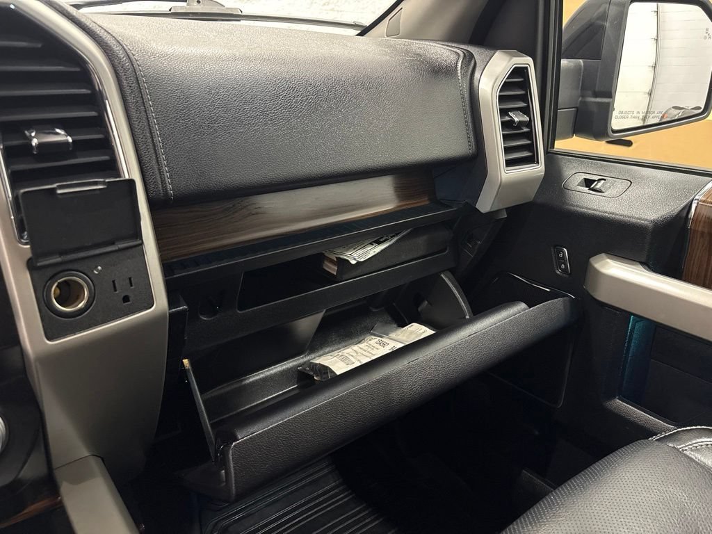 Used 2017 Ford F150 Lariat w/ Equipment Group 501A Mid AWD/4WD image 27