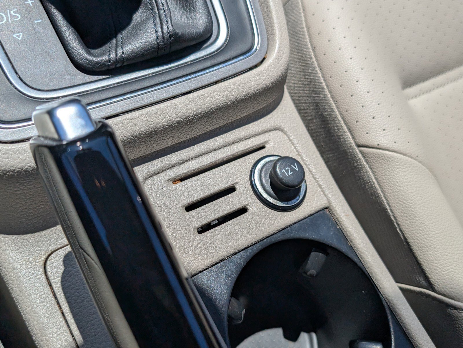 Used 2017 Volkswagen Golf Wolfsburg Edition image 30