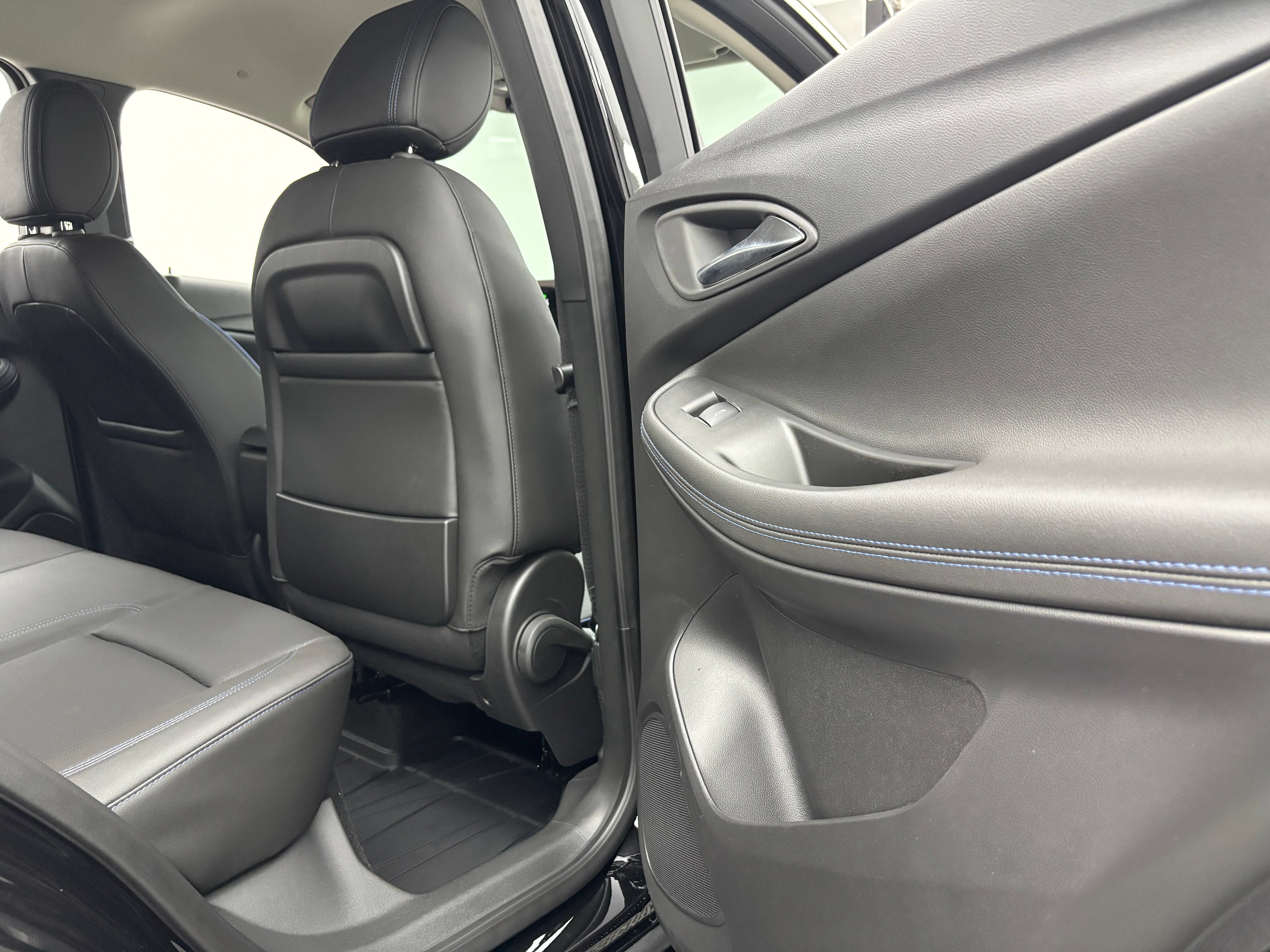 New 2026 Buick Encore GX Sport Touring w/ Advanced Technology Package FWD image 30