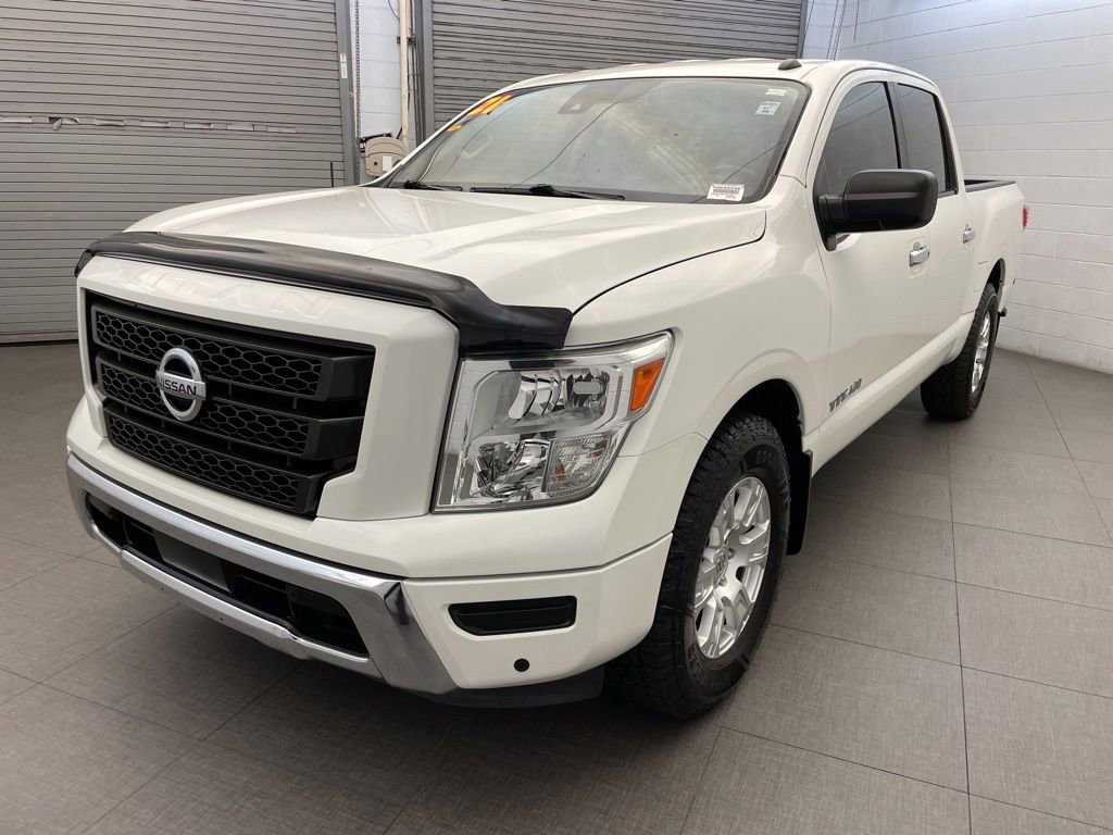 Used 2021 Nissan Titan SV w/ SV Convenience Package RWD image 9
