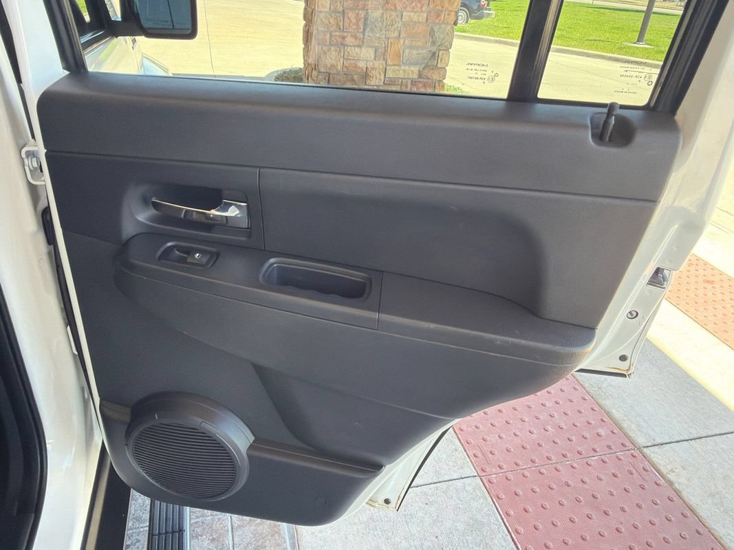 Used 2009 Jeep Liberty Sport w/ Popular Equipment Group AWD/4WD image 16