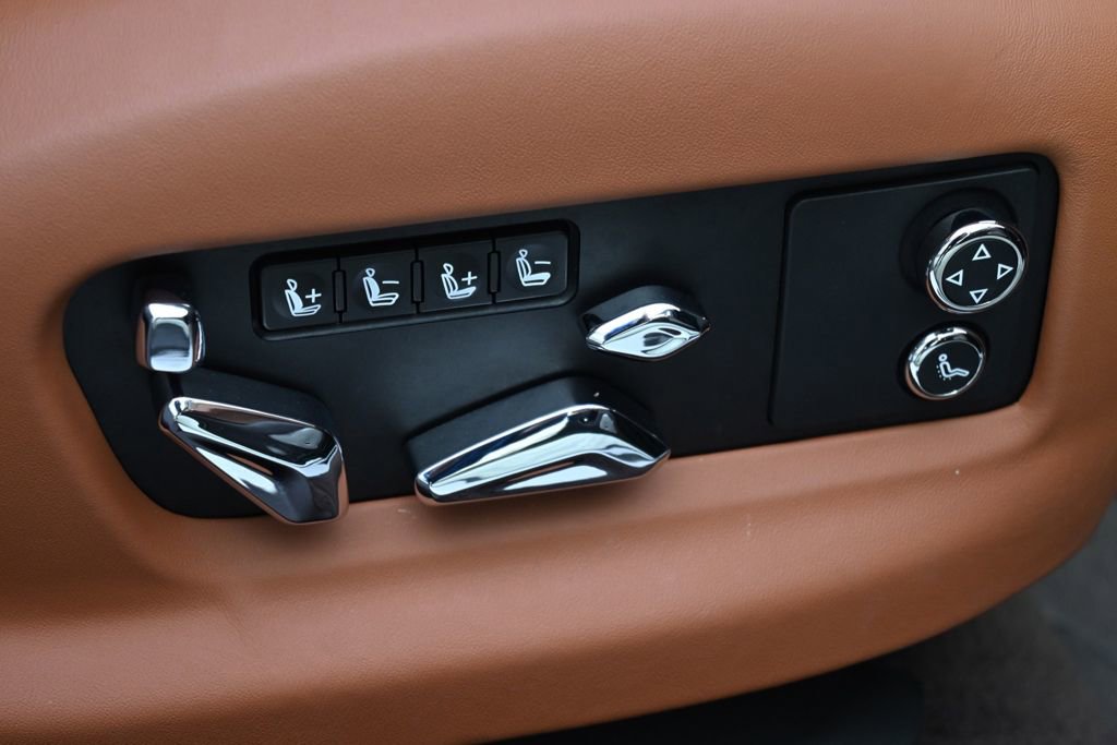 Used 2020 Bentley Flying Spur W12 AWD/4WD image 17