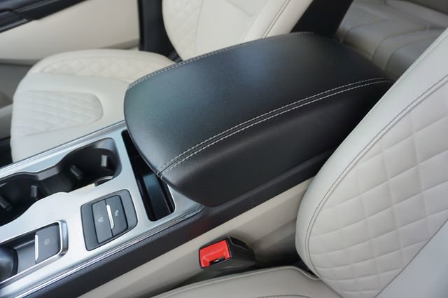 Certified 2023 Ford Edge Titanium image 25