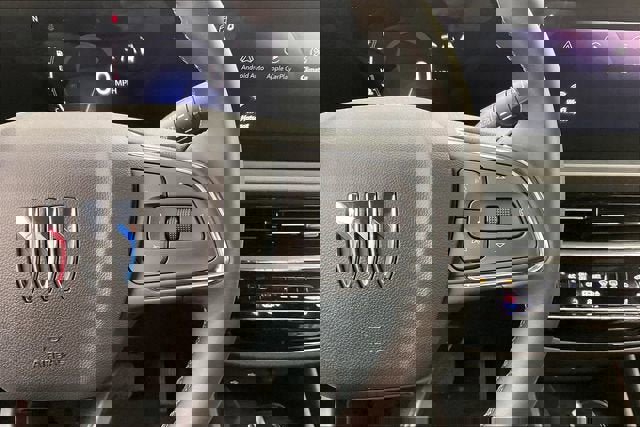 Certified 2025 Buick Envista Avenir image 24