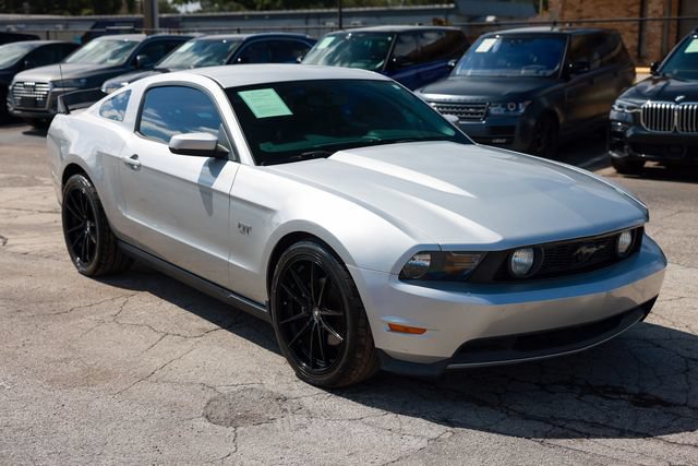 Used 2010 Ford Mustang GT Premium RWD image 18