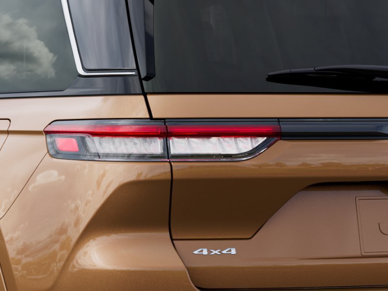 New 2027 Jeep Grand Cherokee Summit AWD/4WD image 9