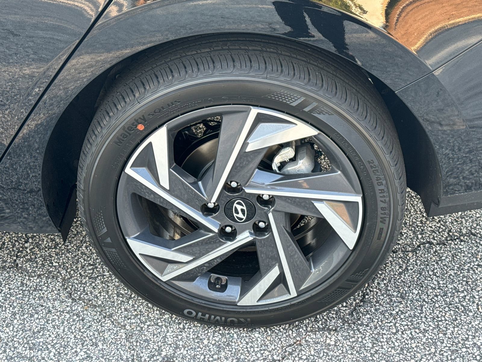 New 2025 Hyundai Elantra Sport image 19