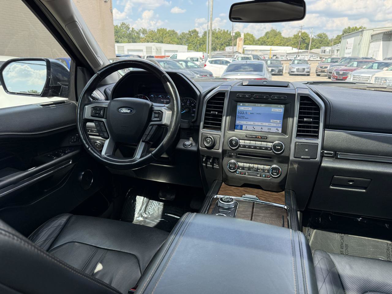 Used 2018 Ford Expedition Platinum AWD/4WD image 28