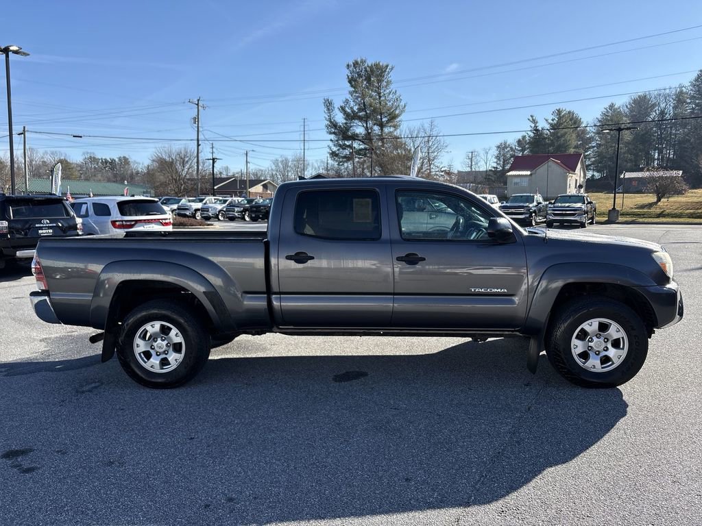 Used 2015 Toyota Tacoma 4x4 Double Cab image 10