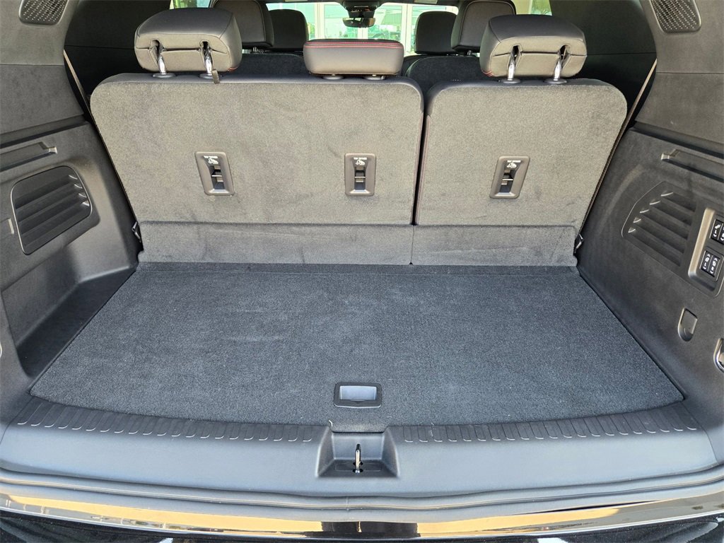 Used 2024 Chevrolet Traverse RS w/ LPO, Floor Liner Package image 28