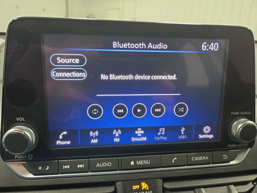 Used 2024 Nissan Altima 2.5 SV image 19