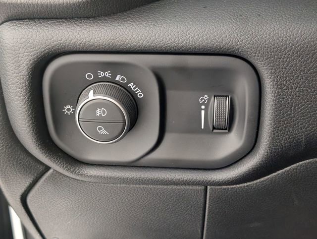 Used 2026 RAM 2500 Big Horn AWD/4WD image 14