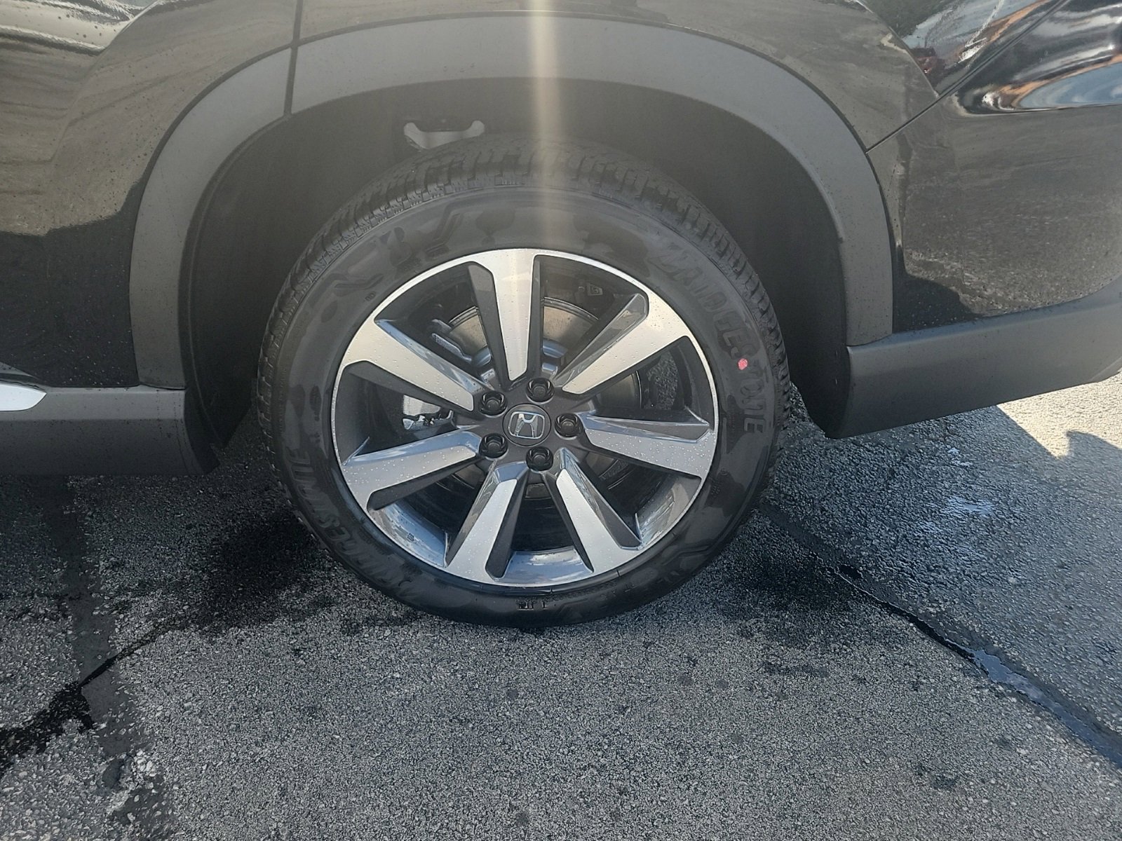 New 2025 Honda Pilot Touring image 10