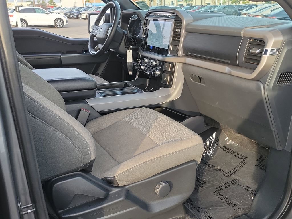 Used 2024 Ford F150 XLT w/ Mobile Office Package image 16