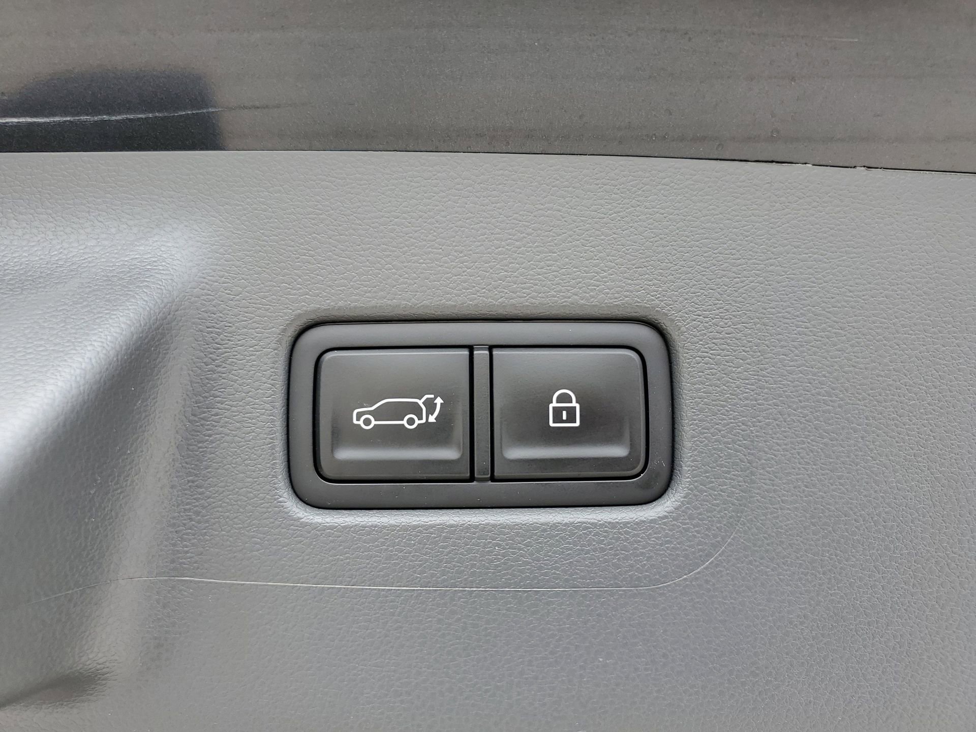 Used 2025 Hyundai Santa Fe SEL image 9